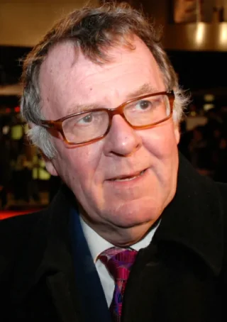Tom Wilkinson height profile photo