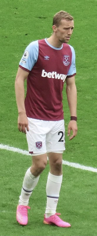 Tomáš Souček height profile photo