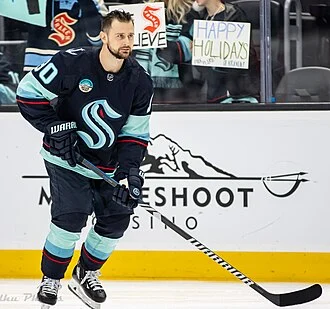 Tomáš Tatar height profile photo