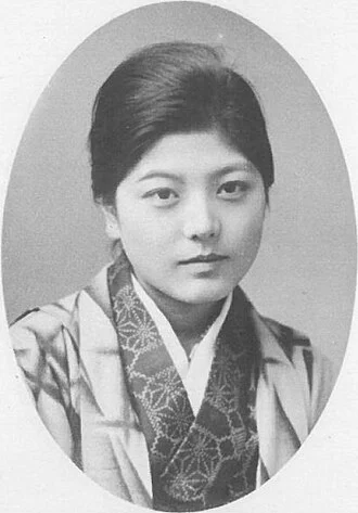 Tomiko Itooka height profile photo