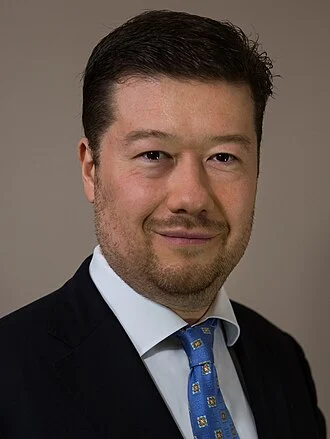 Tomio Okamura height profile photo