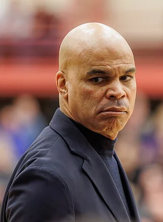 Tommy Amaker height profile photo