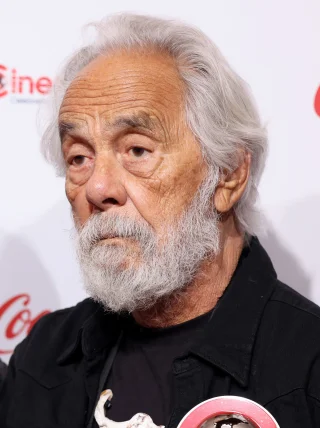 Tommy Chong height profile photo