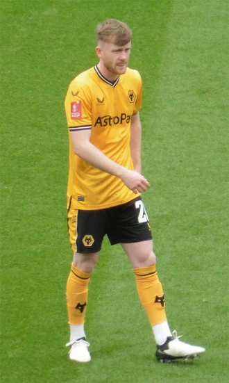 Tommy Doyle (English footballer) height profile photo