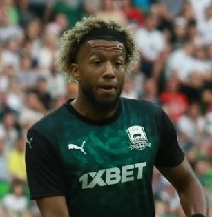 Tonny Vilhena height profile photo