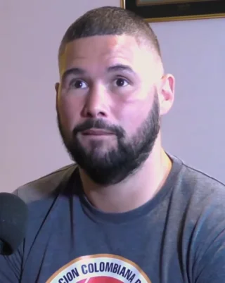 Tony Bellew height profile photo
