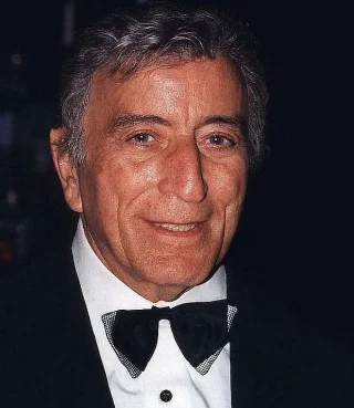 Tony Bennett height profile photo