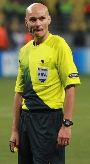 Tony Chapron height profile photo