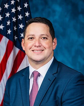 Tony Gonzales height profile photo