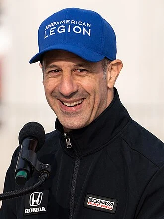 Tony Kanaan height profile photo