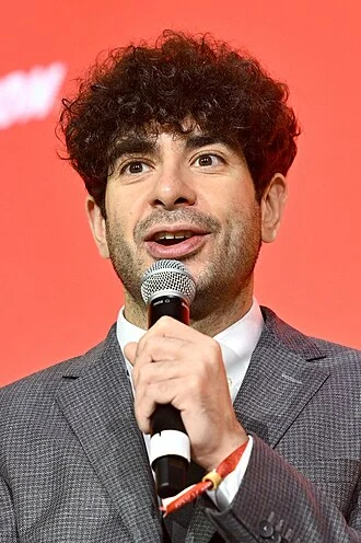 Tony Khan height profile photo