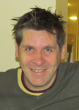 Tony Livesey height profile photo