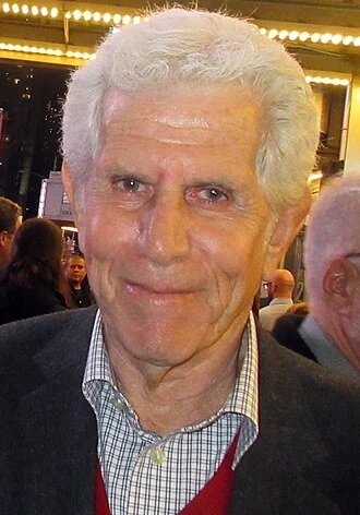 Tony Roberts (actor) height profile photo