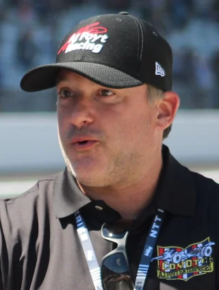 Tony Stewart height profile photo
