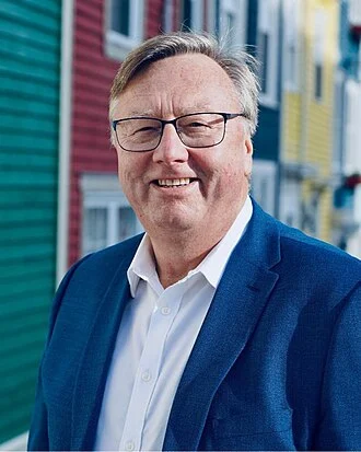 Tony Wakeham height profile photo