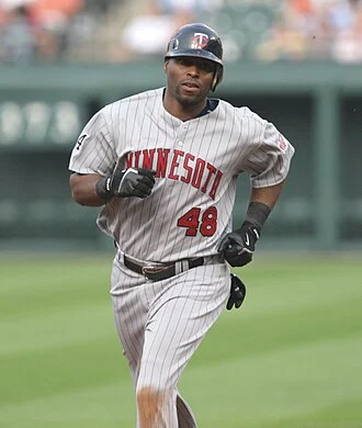Torii Hunter height profile photo