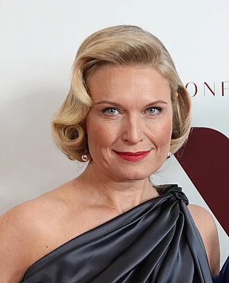 Tosca Musk height profile photo