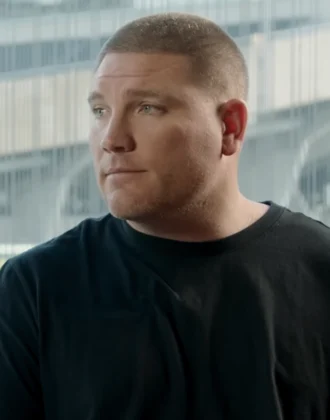 Tosh Lupoi height profile photo