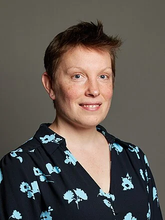 Tracey Crouch height profile photo