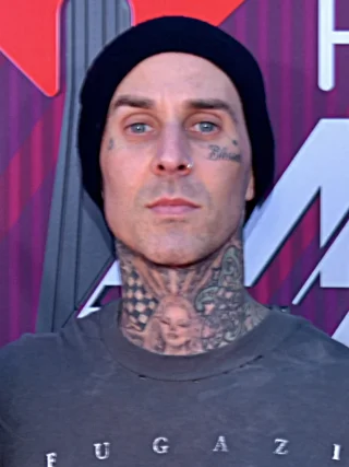 Travis Barker height profile photo