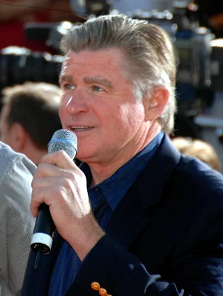 Treat Williams height profile photo