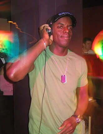 Trevor Nelson height profile photo