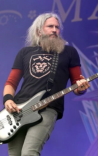 Troy Sanders height profile photo