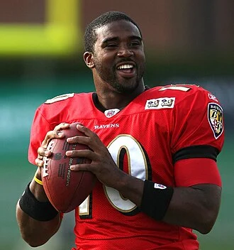Troy Smith height profile photo