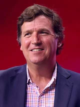 Tucker Carlson height profile photo