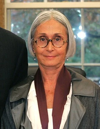 Twyla Tharp height profile photo