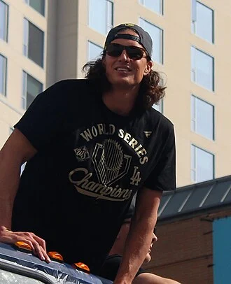 Tyler Glasnow height profile photo