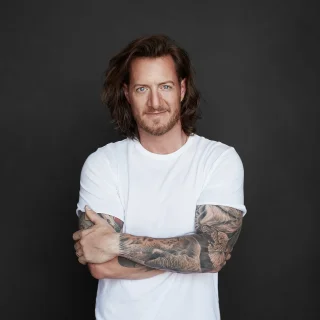 Tyler Hubbard height profile photo