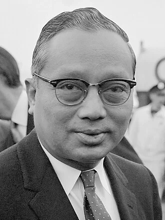 U Thant height profile photo