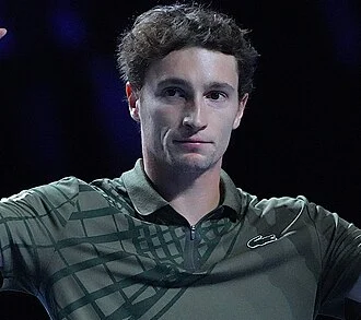 Ugo Humbert height profile photo