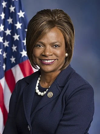 Val Demings height profile photo