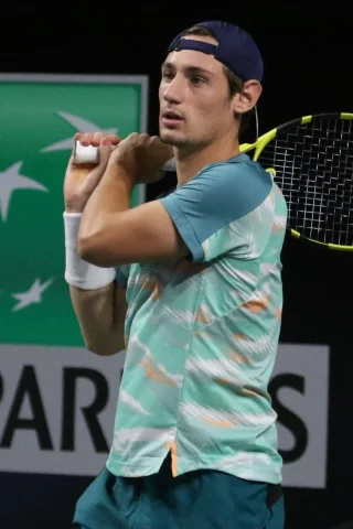 Valentin Royer height profile photo