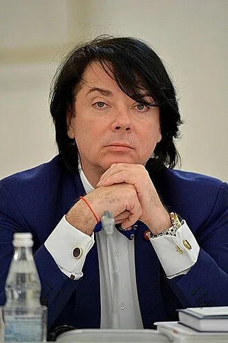 Valentin Yudashkin height profile photo
