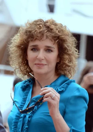 Valeria Golino height profile photo