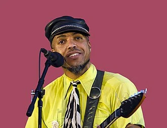 Van Hunt height profile photo