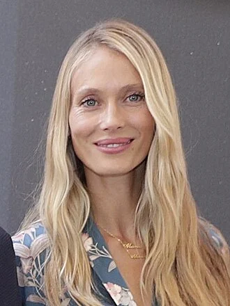 Vanesa Lorenzo height profile photo