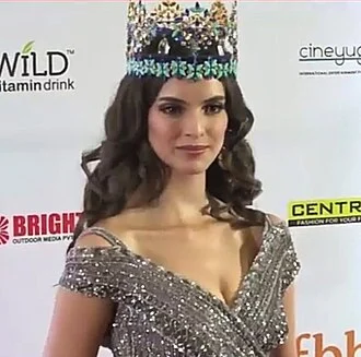 Vanessa Ponce height profile photo
