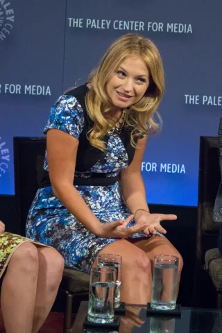 Vanessa Ray height profile photo