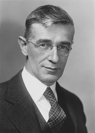 Vannevar Bush height profile photo