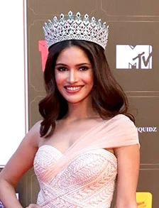 Vartika Singh height profile photo