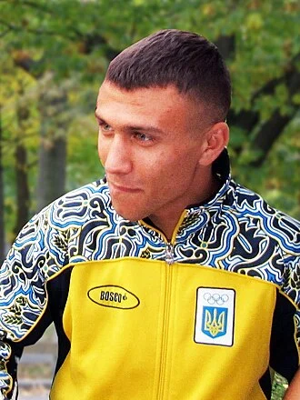 Vasiliy Lomachenko height profile photo