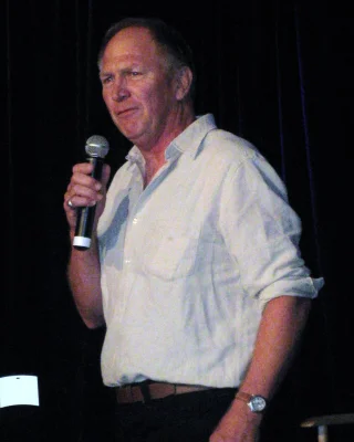 Vaughn Armstrong height profile photo