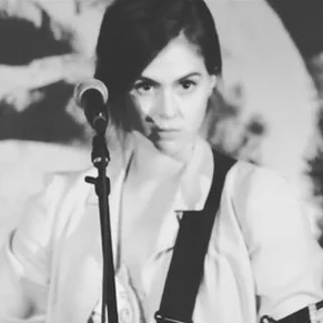 Vera Sola height profile photo