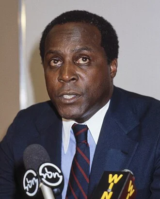 Vernon Jordan height profile photo