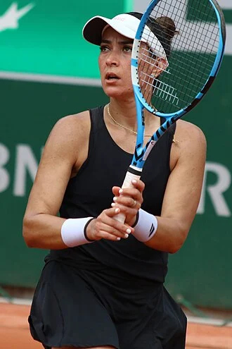Verónica Cepede Royg height profile photo