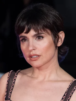 Verónica Echegui height profile photo